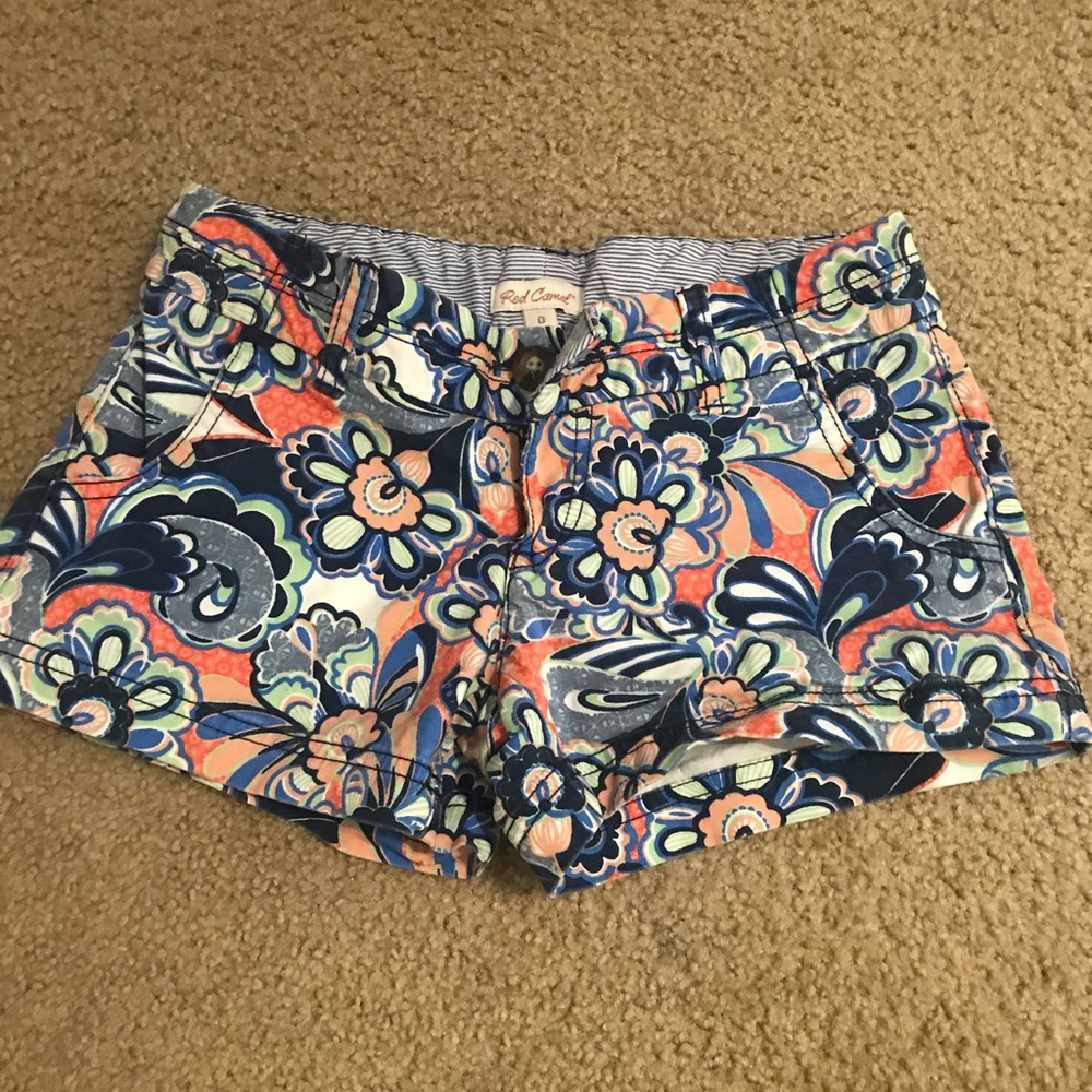 Shorts - Picture 3 of 5